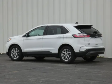 More photos of 2024 Ford Edge SEL at Pettijohn Ford of Trenton, MO