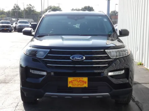 More photos of 2023 Ford Explorer XLT at Pettijohn Ford of Trenton, MO