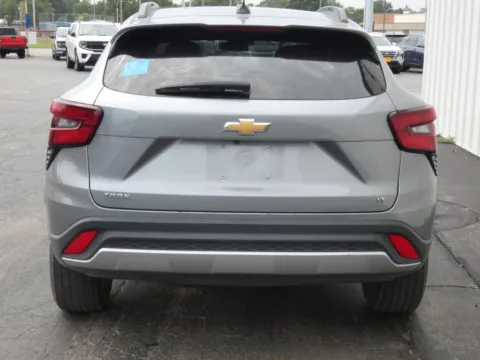 More photos of 2025 Chevrolet Trax LT at Pettijohn Ford of Trenton, MO