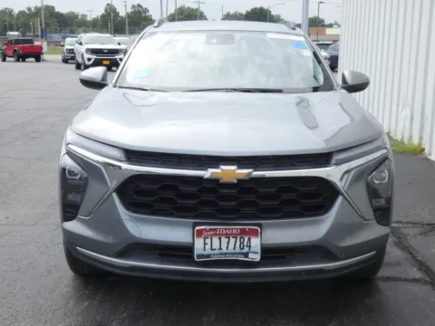 More photos of 2025 Chevrolet Trax LT at Pettijohn Ford of Trenton, MO
