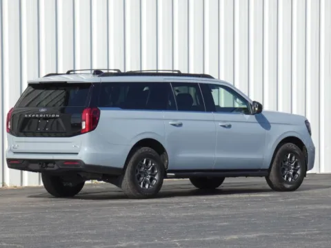 Another view of 2025 Ford Expedition Max Active for sale in Trenton, MO at Pettijohn Ford of Trenton