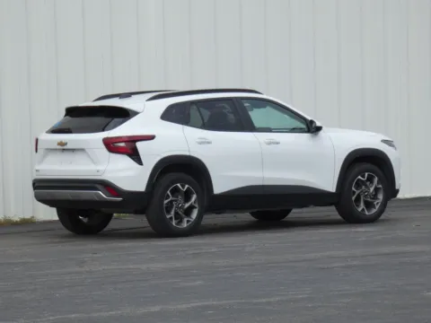 Another view of 2025 Chevrolet Trax LT for sale in Trenton, MO at Pettijohn Ford of Trenton