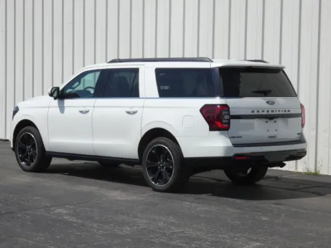 More photos of 2023 Ford Expedition Max Limited at Pettijohn Ford of Trenton, MO