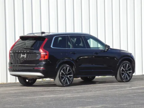 Another view of 2022 Volvo XC90 T6 Momentum for sale in Trenton, MO at Pettijohn Ford of Trenton