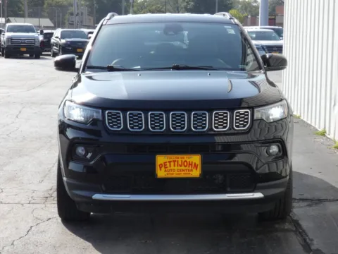 More photos of 2025 Jeep Compass Limited at Pettijohn Ford of Trenton, MO