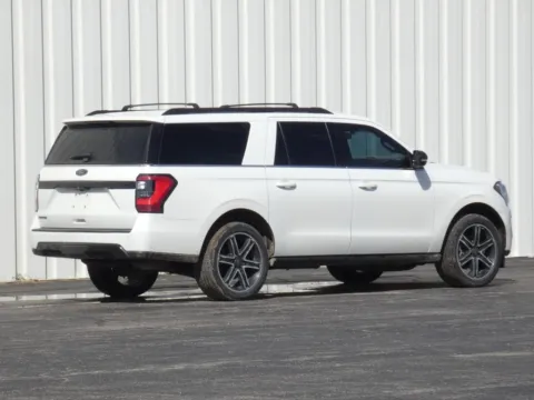 Another view of 2021 Ford Expedition Max Limited for sale in Trenton, MO at Pettijohn Ford of Trenton
