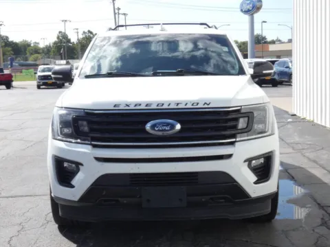 More photos of 2021 Ford Expedition Max Limited at Pettijohn Ford of Trenton, MO