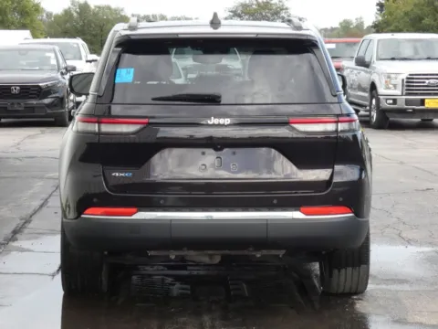 More photos of 2022 Jeep Grand Cherokee 4xe at Pettijohn Ford of Trenton, MO