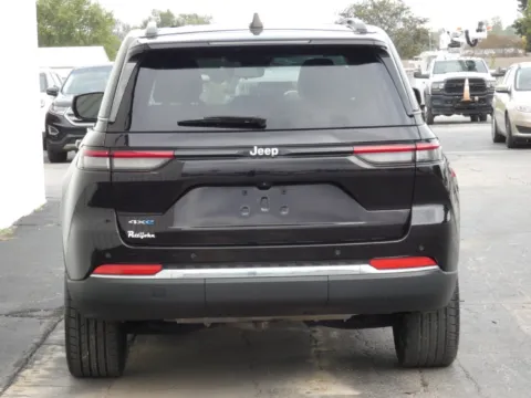 More photos of 2022 Jeep Grand Cherokee 4xe at Pettijohn Ford of Trenton, MO