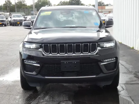 More photos of 2022 Jeep Grand Cherokee 4xe at Pettijohn Ford of Trenton, MO