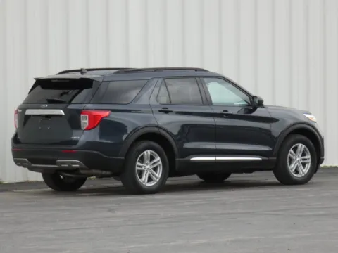 Another view of 2024 Ford Explorer XLT for sale in Trenton, MO at Pettijohn Ford of Trenton