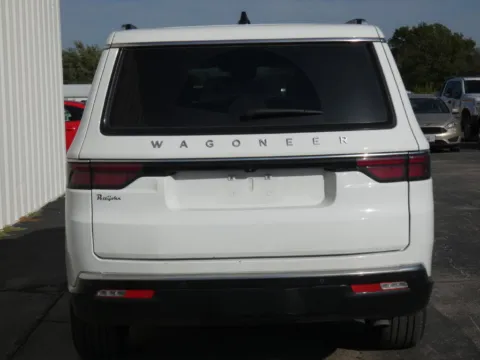 More photos of 2025 Jeep Wagoneer L Series II at Pettijohn Ford of Trenton, MO