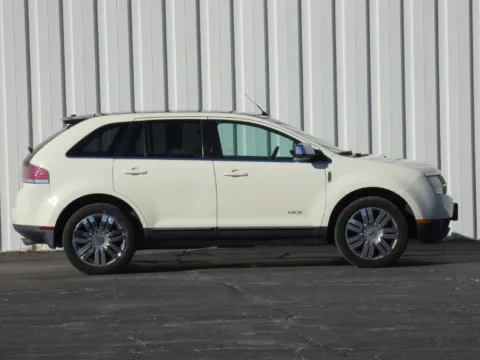 Photos of 2008 Lincoln MKX for sale in Trenton, MO at Pettijohn Ford of Trenton