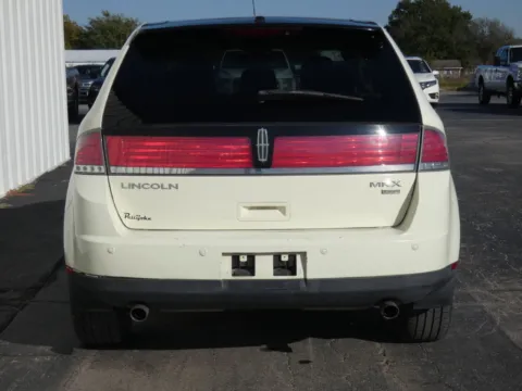 More photos of 2008 Lincoln MKX at Pettijohn Ford of Trenton, MO