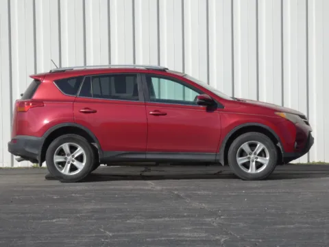 Photos of 2013 Toyota RAV4 XLE for sale in Trenton, MO at Pettijohn Ford of Trenton