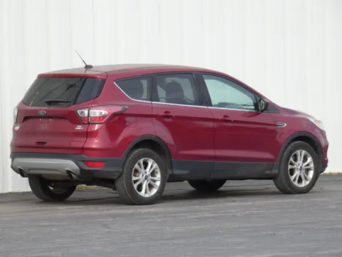 Another view of 2017 Ford Escape SE for sale in Trenton, MO at Pettijohn Ford of Trenton
