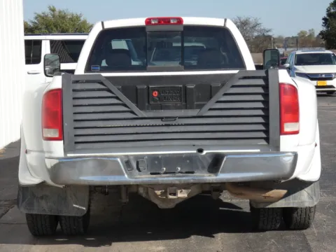 More photos of 2005 Dodge Ram 3500 SLT at Pettijohn Ford of Trenton, MO