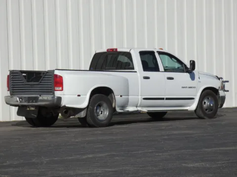 Another view of 2005 Dodge Ram 3500 SLT for sale in Trenton, MO at Pettijohn Ford of Trenton