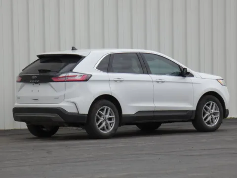 Another view of 2024 Ford Edge SEL for sale in Trenton, MO at Pettijohn Ford of Trenton
