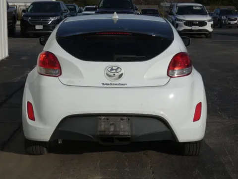 More photos of 2015 Hyundai Veloster at Pettijohn Ford of Trenton, MO