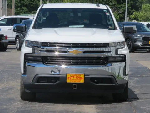 Photos of 2019 Chevrolet Silverado 1500 LT for sale in Trenton, MO at Pettijohn Ford of Trenton