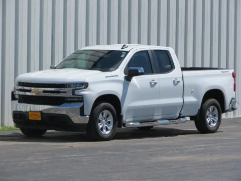 Another view of 2019 Chevrolet Silverado 1500 LT for sale in Trenton, MO at Pettijohn Ford of Trenton