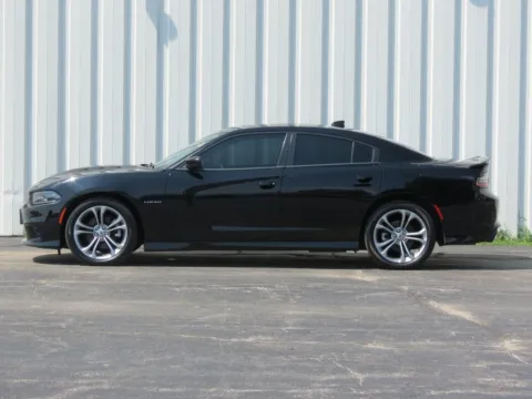 More photos of 2021 Dodge Charger R/T at Pettijohn Ford of Trenton, MO