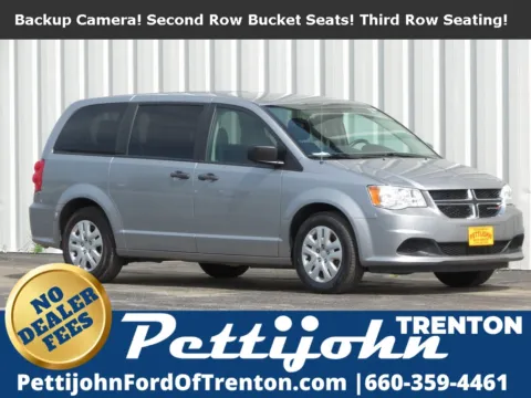 Silver 2019 Dodge Grand Caravan SE for sale in Trenton, MO