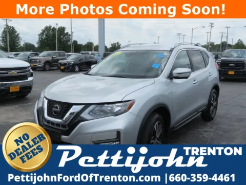 Silver 2018 Nissan Rogue SL for sale in Trenton, MO