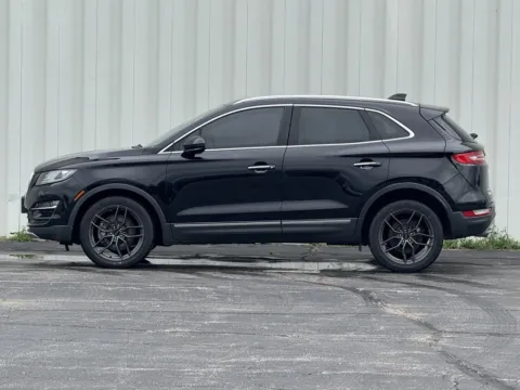 More photos of 2019 Lincoln MKC Reserve at Pettijohn Ford of Trenton, MO
