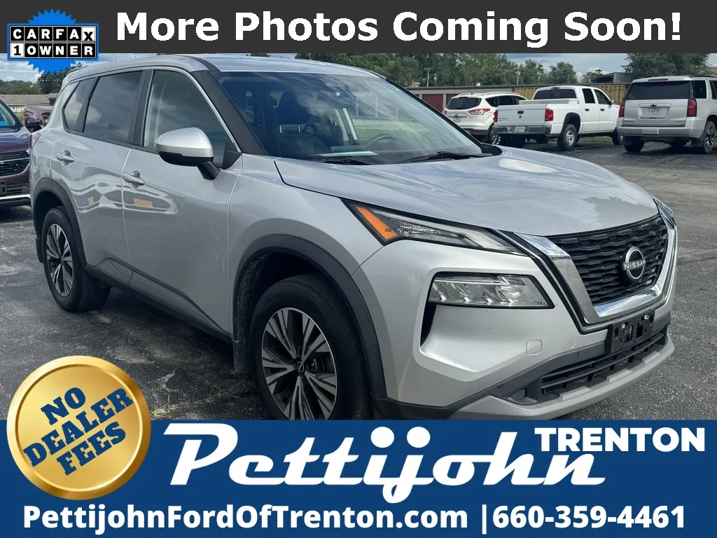 Silver 2022 Nissan Rogue SV for sale in Trenton, MO