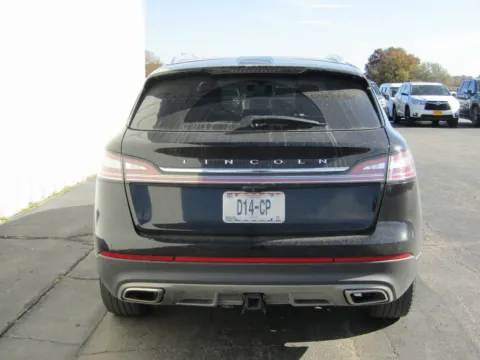 More photos of 2023 Lincoln Nautilus Reserve at Pettijohn Ford of Trenton, MO