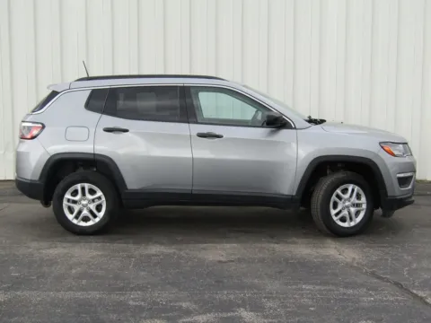 Photos of 2021 Jeep Compass Sport for sale in Trenton, MO at Pettijohn Ford of Trenton