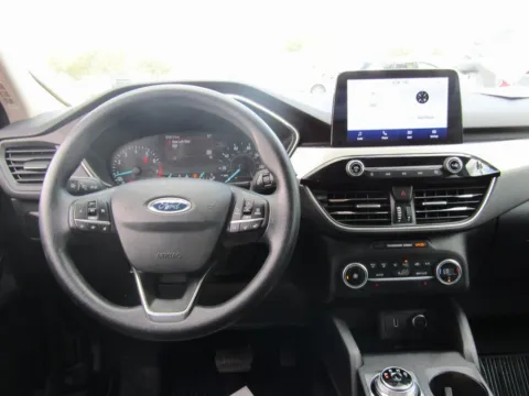 More photos of 2020 Ford Escape SE at Pettijohn Ford of Trenton, MO