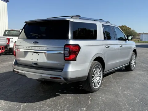 More photos of 2023 Ford Expedition Max Limited at Pettijohn Ford of Trenton, MO