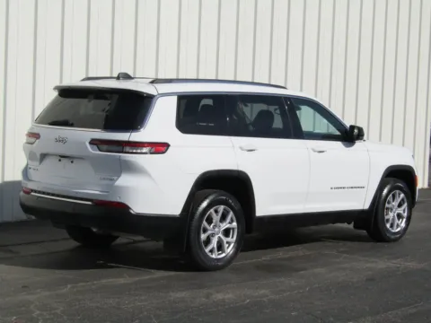 Another view of 2021 Jeep Grand Cherokee L Limited for sale in Trenton, MO at Pettijohn Ford of Trenton