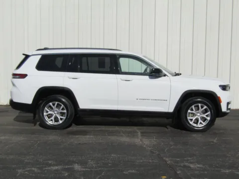 Photos of 2021 Jeep Grand Cherokee L Limited for sale in Trenton, MO at Pettijohn Ford of Trenton