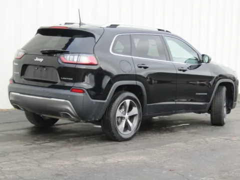 Another view of 2019 Jeep Cherokee Limited for sale in Trenton, MO at Pettijohn Ford of Trenton