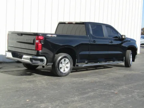 Another view of 2024 Chevrolet Silverado 1500 LT for sale in Trenton, MO at Pettijohn Ford of Trenton