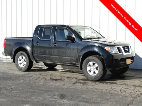Black 2012 Nissan Frontier SV for sale in Trenton, MO