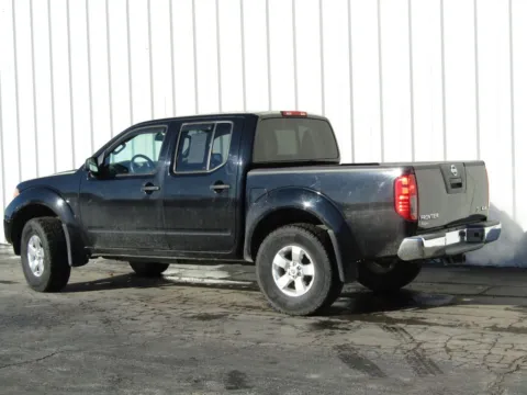 More photos of 2012 Nissan Frontier SV at Pettijohn Ford of Trenton, MO