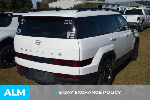 More photos of 2024 Hyundai Santa Fe SEL at ALM Hyundai Lumberton, NC