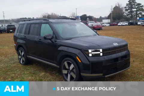 More photos of 2024 Hyundai Santa Fe Limited at ALM Hyundai Lumberton, NC