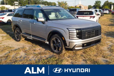 Photos of 2026 Hyundai Palisade Limited for sale in Lumberton, NC at ALM Hyundai Lumberton