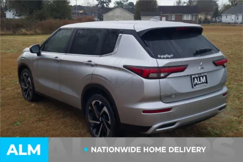 More photos of 2023 Mitsubishi Outlander SE at ALM Hyundai Lumberton, NC