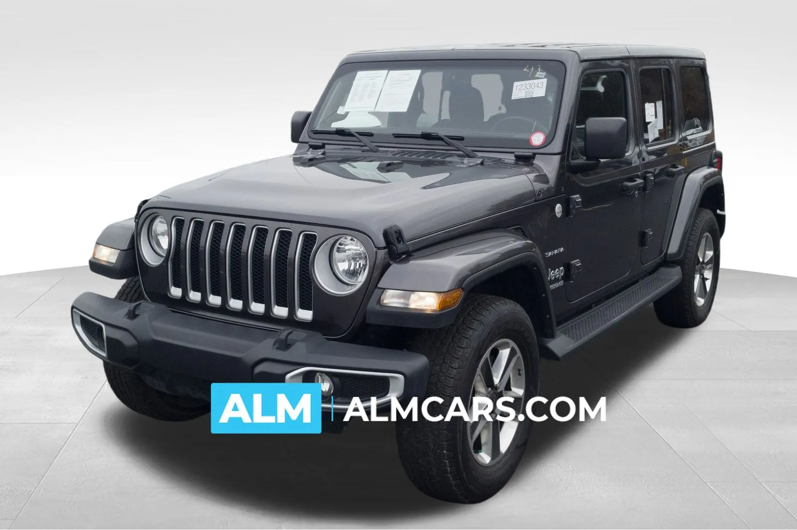 2021 Jeep Wrangler Unlimited Sahara's photo