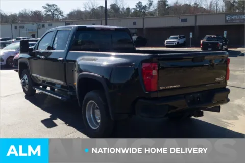 More photos of 2024 Chevrolet Silverado 3500HD High Country at ALM Hyundai Lumberton, NC
