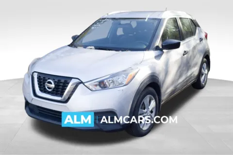 Silver 2019 Nissan Kicks S for sale in Lumberton, NC