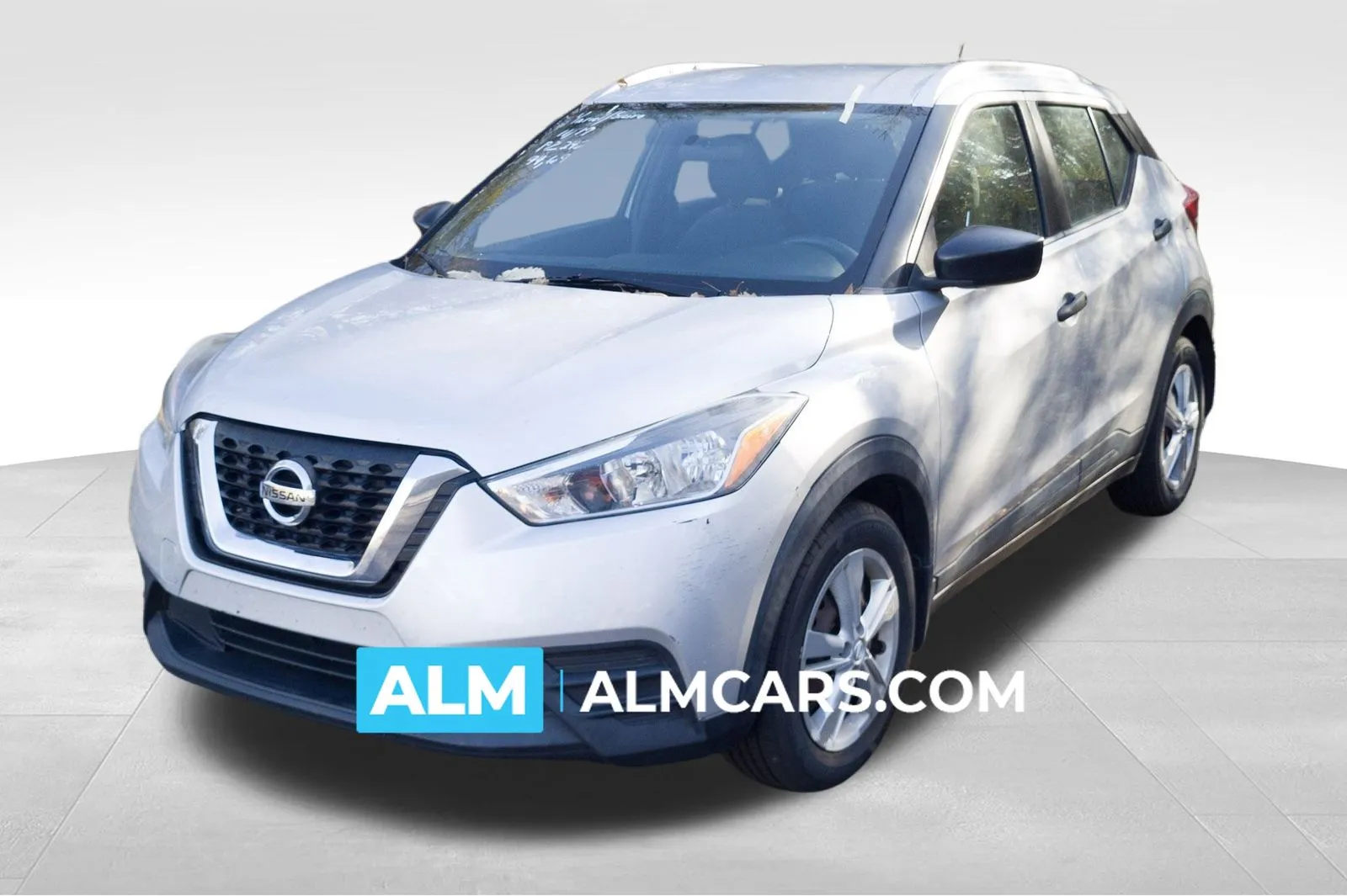 2019 Nissan Kicks S's photo