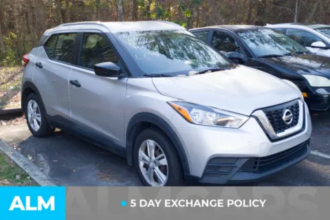 More photos of 2019 Nissan Kicks S at ALM Hyundai Lumberton, NC